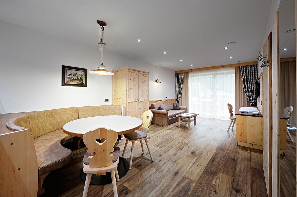 סלבה די ואל גרדנה Garni Residence Soraiser מראה חיצוני תמונה